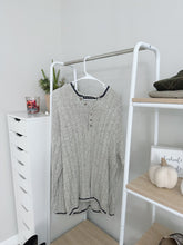 Load image into Gallery viewer, Pazzo Grey Knit Henley Pullover (XL)
