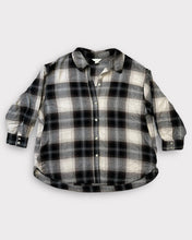 Load image into Gallery viewer, H&amp;M Black &amp; Brown Flannel Jacket (XL)
