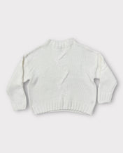 Load image into Gallery viewer, Moon &amp; Madison White Wide Knit Cable Sweater (L)
