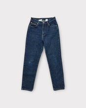 Load image into Gallery viewer, Calvin Klein Dark Wash High Waisted Straight Leg Jeans (8)
