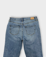 Load image into Gallery viewer, Scoop Slim Ankle Medium-Dark Wash Distressed Jeans (10)
