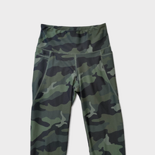 Load image into Gallery viewer, Old Navy Elevate High Rise Camo Leggings (S)
