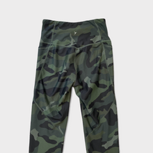 Load image into Gallery viewer, Old Navy Elevate High Rise Camo Leggings (S)

