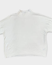 Load image into Gallery viewer, Time &amp; Tru White Knit Sweater (XXL)
